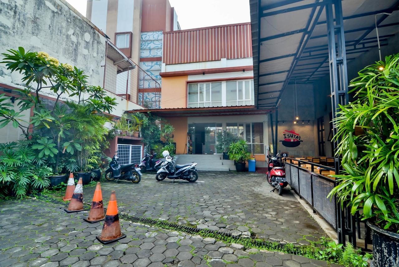 Image Hotel And Resto Bandung Exterior foto