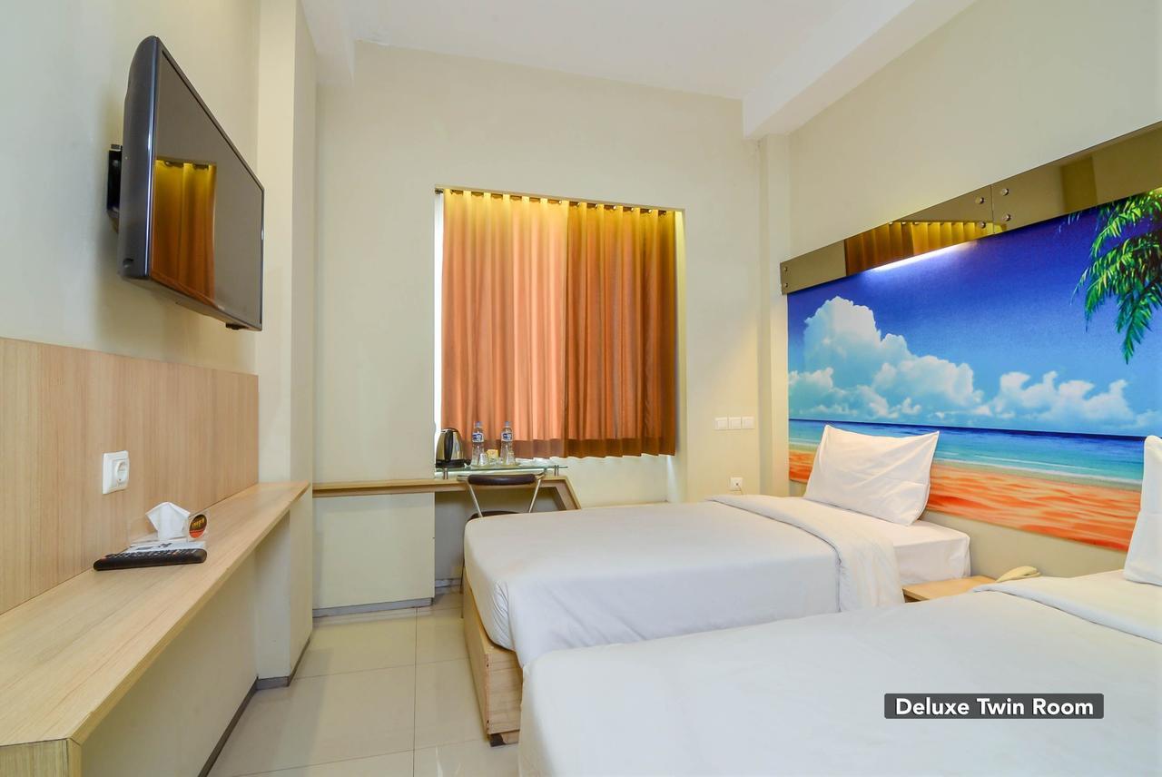 Image Hotel And Resto Bandung Exterior foto