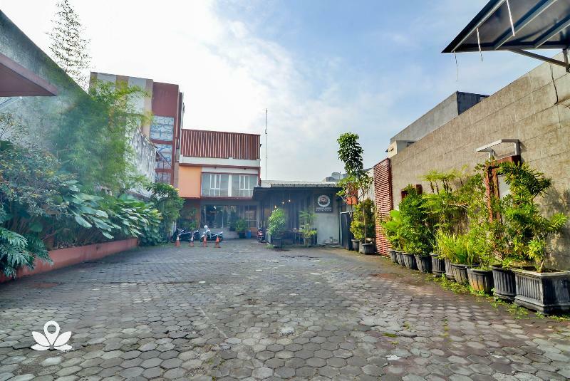 Image Hotel And Resto Bandung Exterior foto
